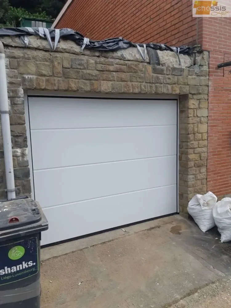 porte-de-garage-Chassis Liège